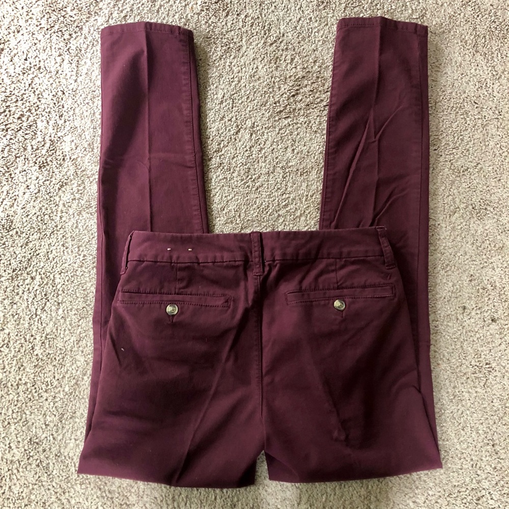 American Eagle Skinny Trouser Pants burgundy